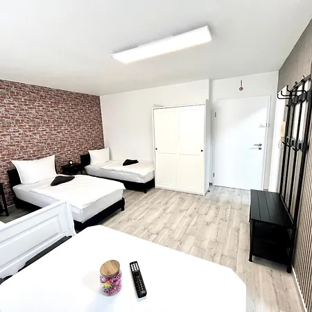 Apartment Direkt An Der U-bahn *